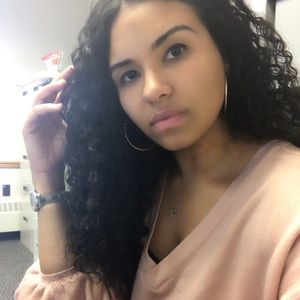 Meet your Posher, Franchesca